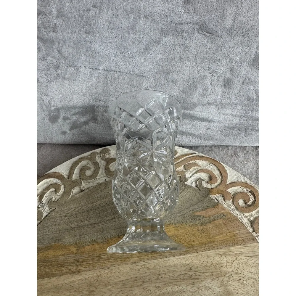 Vintage Style Clear Pressed Glass‎ Diamond Cut Pedestal Flower Vase 6.5 Inch